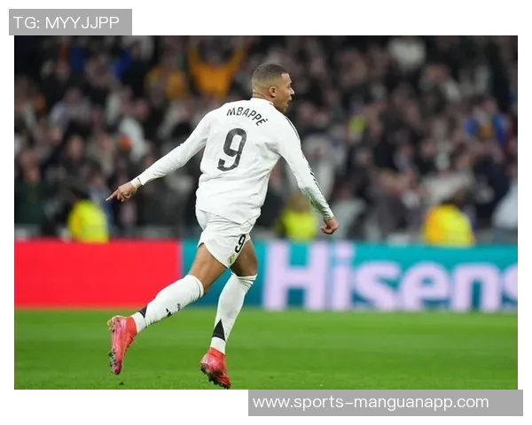 姆巴佩西甲前11轮狂轰13球仅次于C罗成皇马新传奇